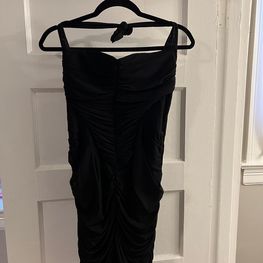 Black Bodycon Ruched Cocktail Dress with Sweetheart Neckline